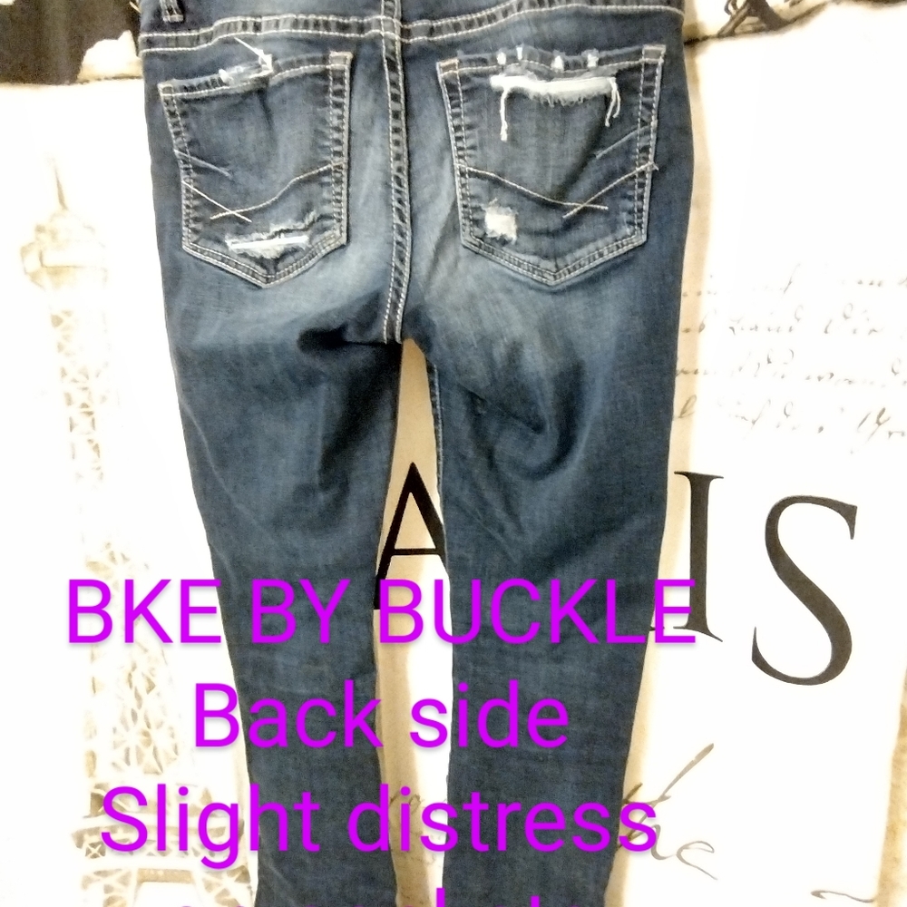 BUCKE BKE EUC 28x33 1/2